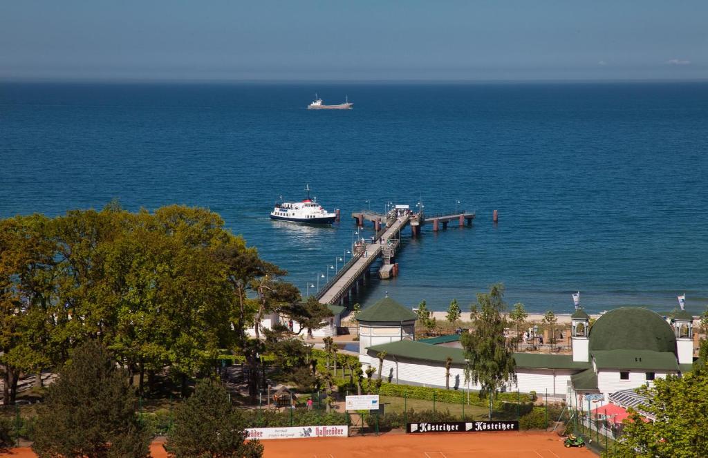 Hotel Stranddistel Ruegen Goehren  Εξωτερικό φωτογραφία